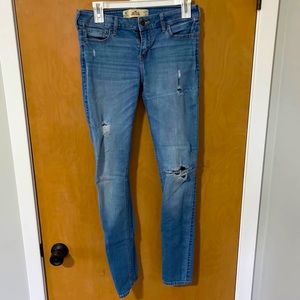 Skinny distressed jeans